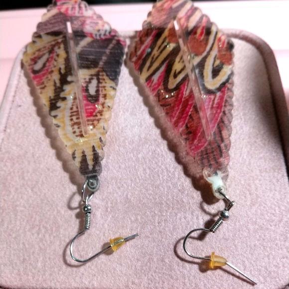 VTG Earrings Dangle  Slotted Lucite Burgundy/Black BoHo Pierced Statement 1980’s - Picture 4 of 6